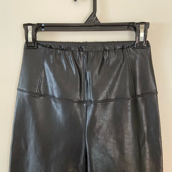 Wilfred Free Daria Pant - Vegan Leather Leggings - Picture 2 of 7